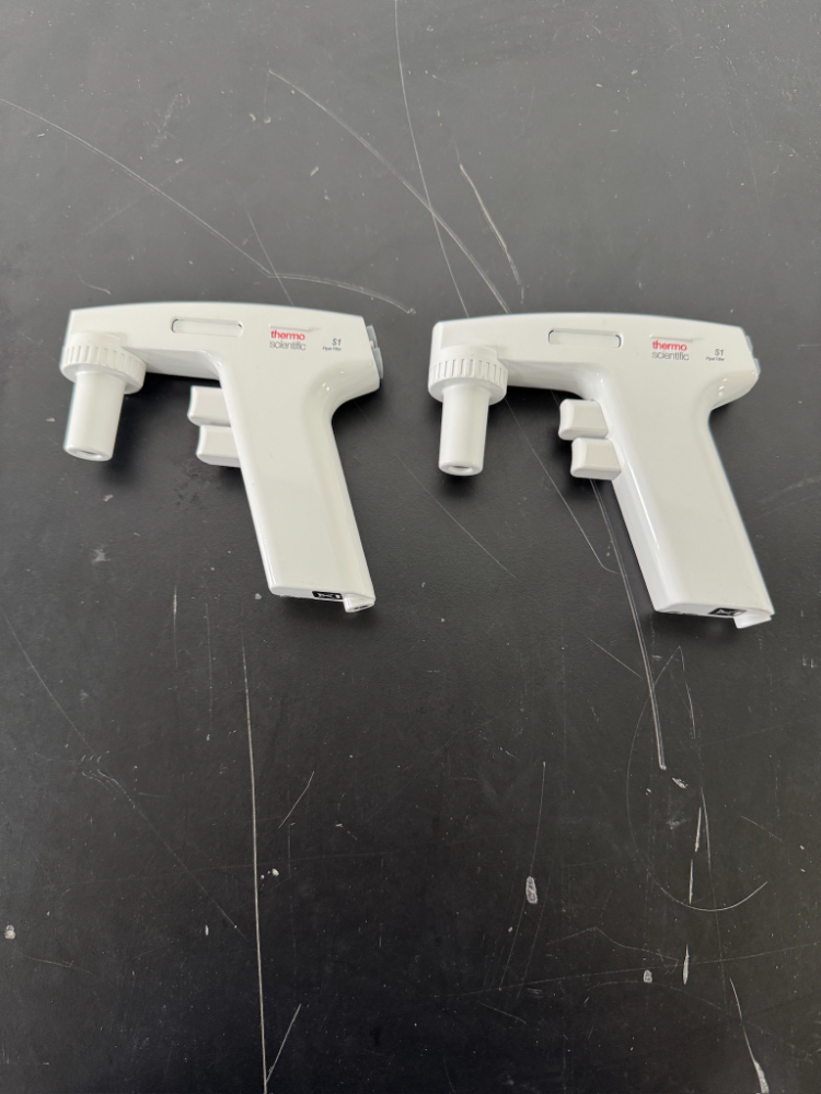 Image of Thermo Scientific S1 Pipet Fillers - Quantity 2